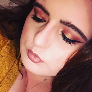 Meet your Posher, Dawn